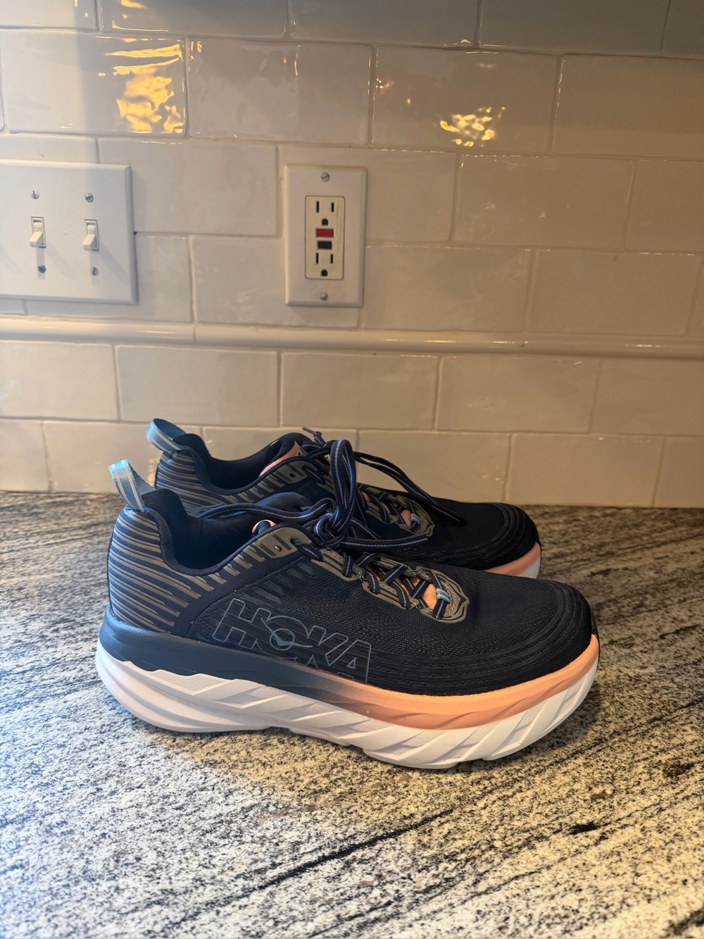 Women’s Hoka Bondi 6 Size 10 Wide